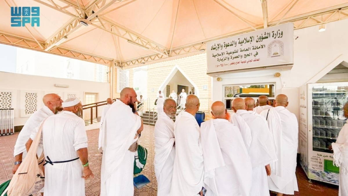 «الشؤون-الإسلامية»-تقدم-«التوعية-الشرعية»-لضيوف-الرحمن-في-مسجد-الحل-بالجعرانة