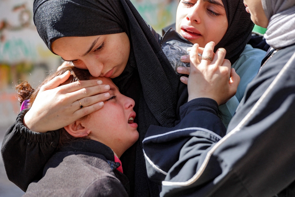 ارتفاع-عدد-الشهداء-الفلسطينيين-في-العدوان-على-غزة-إلى-72,742-شهيدًا