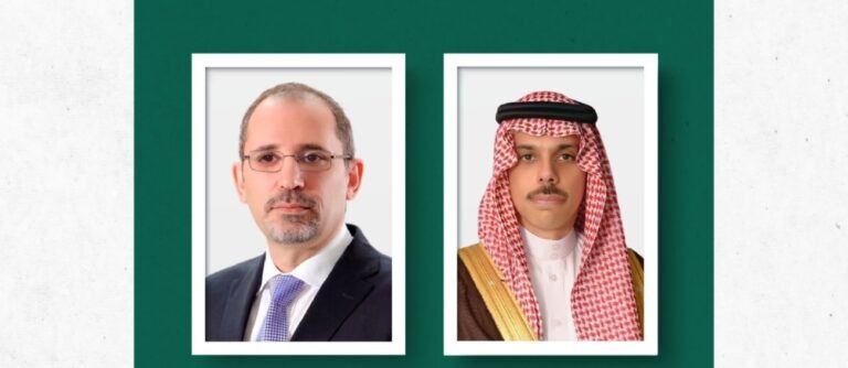 وزير-الخارجية-يبحث-التطورات-الإقليمية-مع-نظيره-الأردني