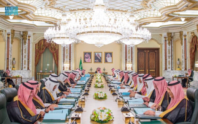 ولي-العهد-يرأس-جلسة-مجلس-الوزراء-في-جدة