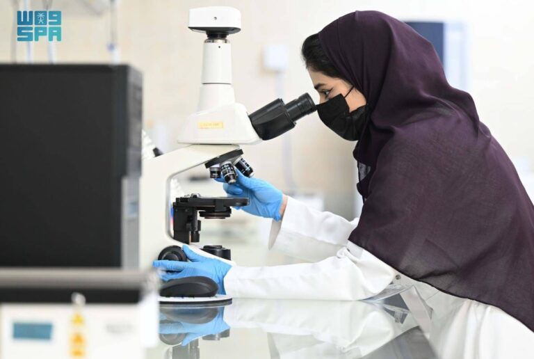 «مختبرات-الغذاء-والدواء»:-استعدادات-مكثفة-وتشغيل-مستمر-لدعم-سلامة-ضيوف-الرحمن-خلال-موسم-الحج