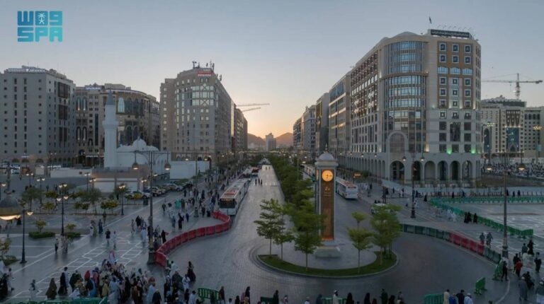 برنامج-أنسنة-المدينة-المنورة-يعزز-جودة-الخدمات-في-محيط-المسجد-النبوي-لضيوف-الرحمن