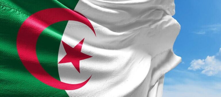 الجزائر-تدين-محاولة-استهداف-المملكة-بمسيرات-وتجدد-تضامنها-معها
